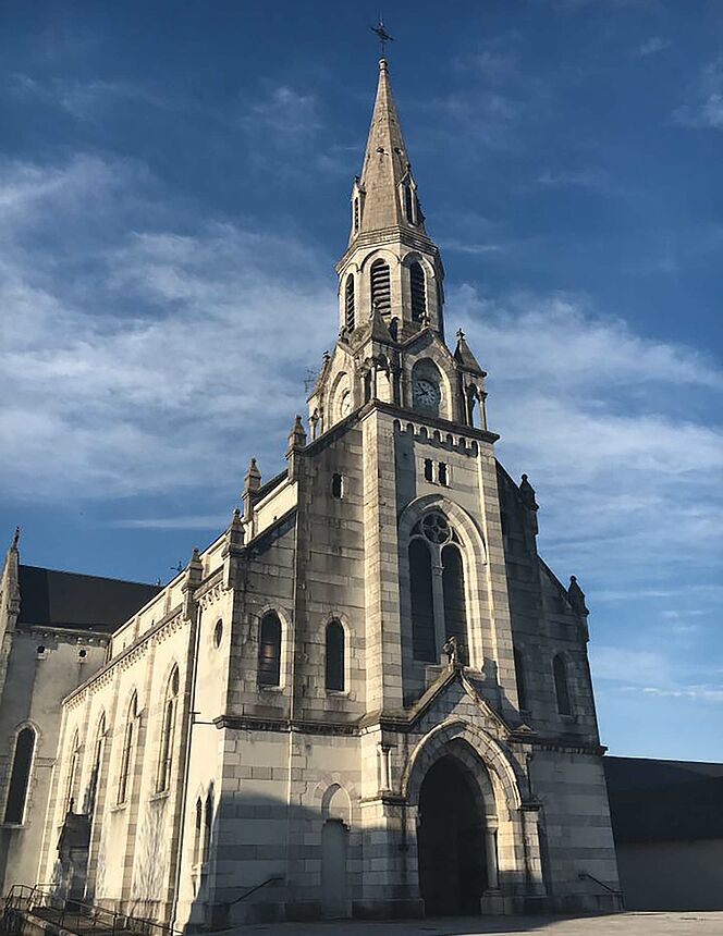 La iglesia de San Juan Bautista de Mauléon, en el País Vasco francés, se enfrenta al reto de optimizar su acústica.