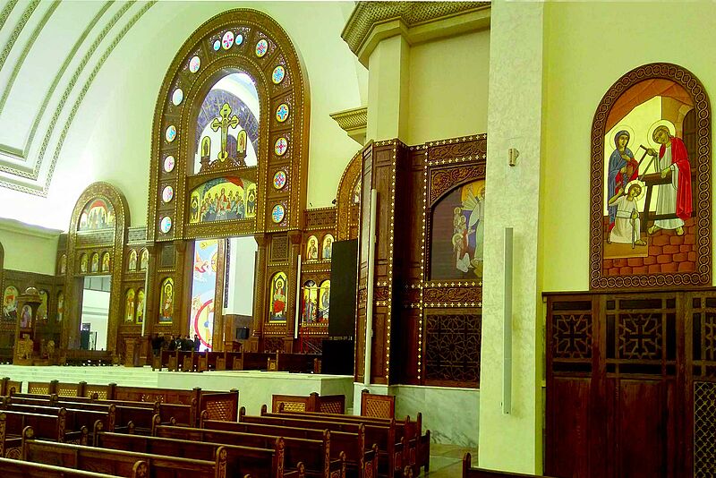 Fohhn Linea Focus DLI-230 und DLI-430 eingebracht in die Ikonostase der koptisch-orthodoxen Kathedrale in Kairo. 
